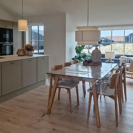 3 Bedroom Awesome In Vakantiehuis Løkken
