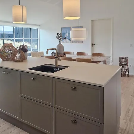 3 Bedroom Awesome In