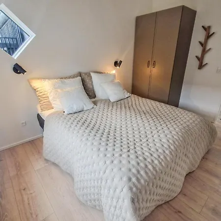 Сasa de vacaciones 3 Bedroom Awesome In
